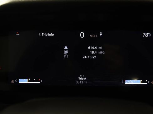 Used 2025 Jeep Grand Cherokee Laredo X w/ Luxury Tech Group I image 18