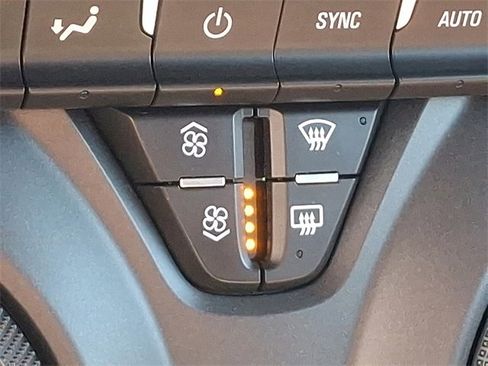 Used 2021 Chevrolet Blazer RS w/ Enhanced Convenience Package image 26