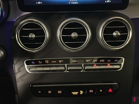 Used 2023 Mercedes-Benz GLC 300 4MATIC Coupe image 23