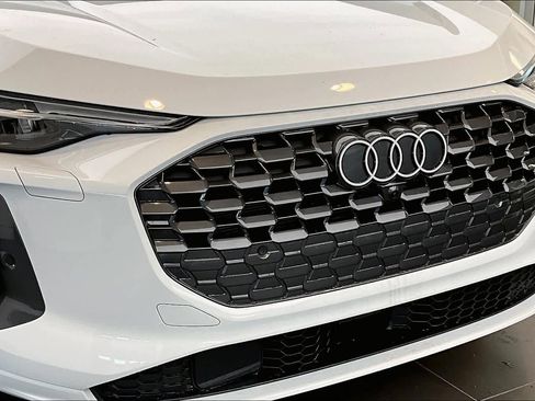 Used 2025 Audi Q5 Premium Plus image 32