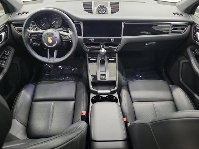 Used 2024 Porsche Macan AWD/4WD image 15