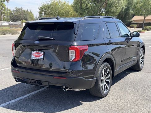 Used 2022 Ford Explorer ST-Line w/ Class IV Trailer Tow Package RWD image 2