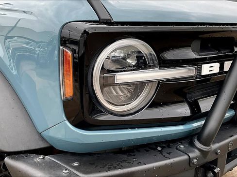 Used 2022 Ford Bronco Outer Banks w/ Sasquatch Package image 27