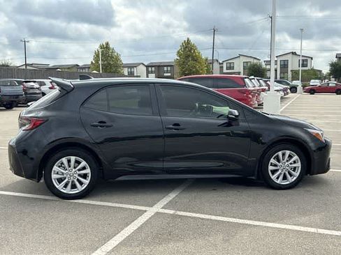 Used 2026 Toyota Corolla SE FWD image 7