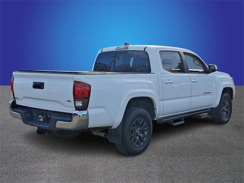 Used 2020 Toyota Tacoma SR5 image 4