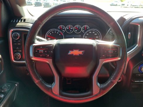 Used 2022 Chevrolet Silverado 1500 LT image 6