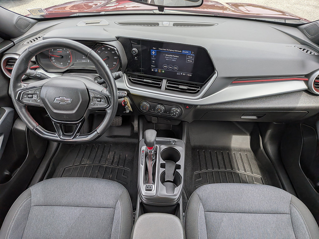 Used 2025 Chevrolet Trax RS w/ Driver Confidence Package FWD image 14