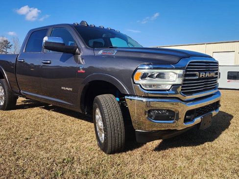 Used 2021 RAM 2500 Laramie AWD/4WD image 3
