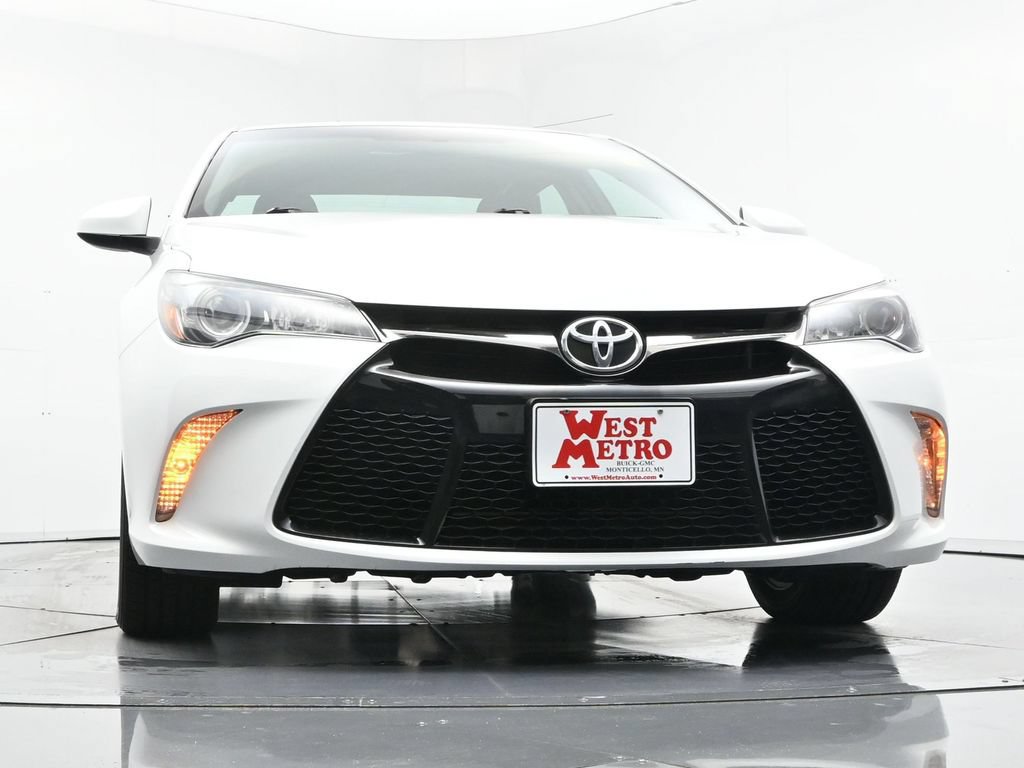 Used 2017 Toyota Camry SE FWD image 27