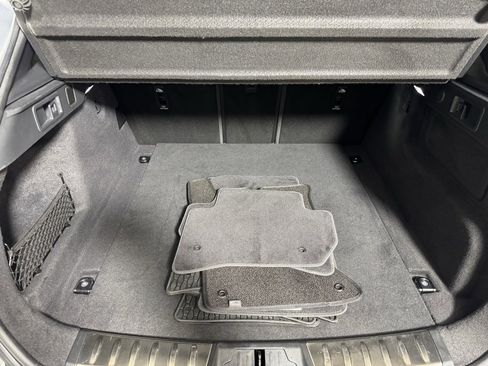 Used 2022 Jaguar F-PACE S image 29