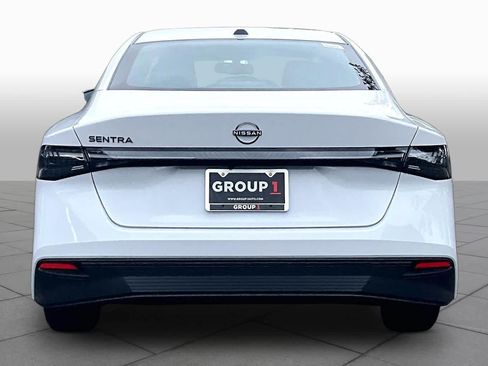 New 2026 Nissan Sentra SV w/ SV Convenience Package FWD image 4