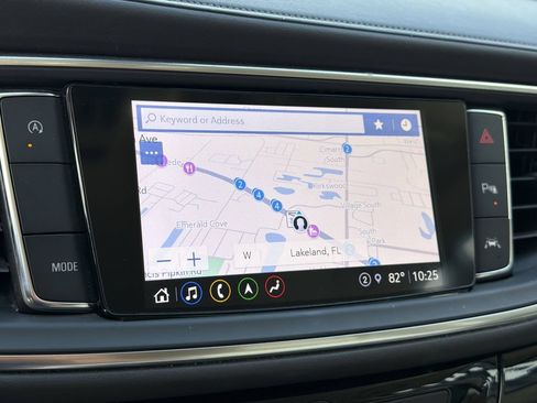Used 2023 Buick Enclave Avenir w/ Avenir Technology Package FWD image 27