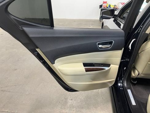 Used 2020 Acura TLX FWD image 20