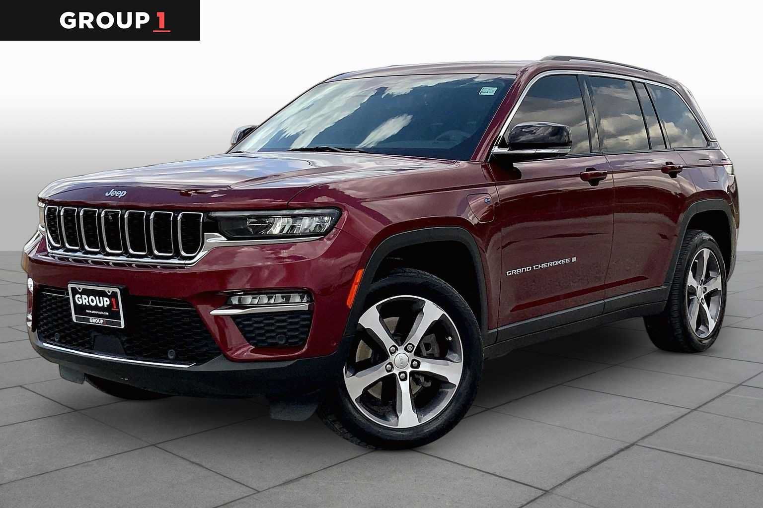 Used 2022 Jeep Grand Cherokee Limited 4xe w/ Luxury Tech Group II AWD/4WD image 1