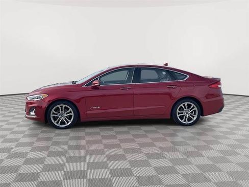 Certified 2019 Ford Fusion Titanium FWD image 2