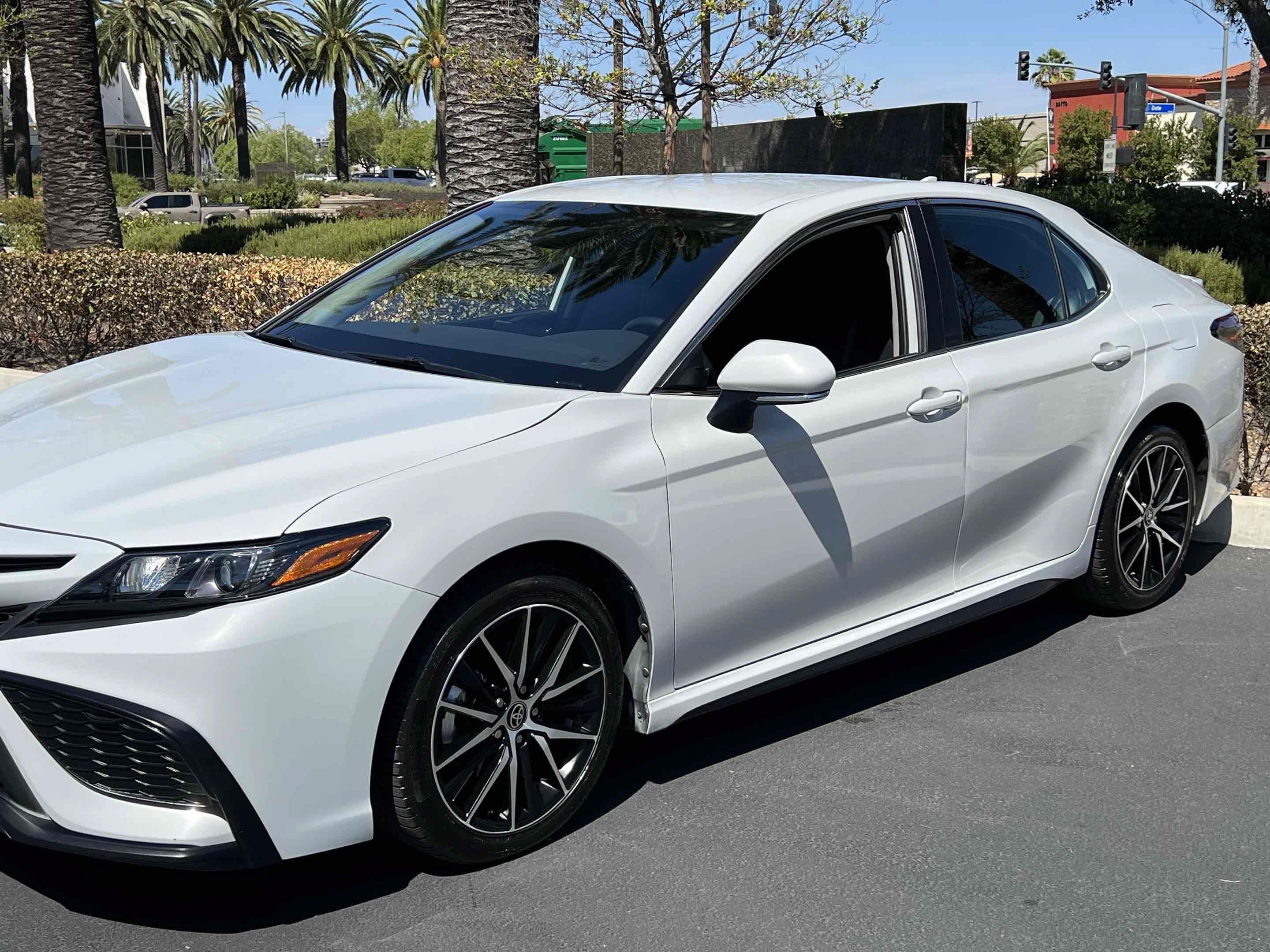 Used 2023 Toyota Camry SE w/ Convenience Package FWD image 24