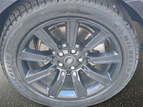 Used 2022 Land Rover Range Rover Sport HSE Silver Edition image 32