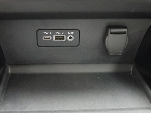 Used 2024 Nissan Altima 2.5 SV image 24