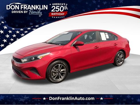 Used 2022 Kia Forte LXS FWD image 1