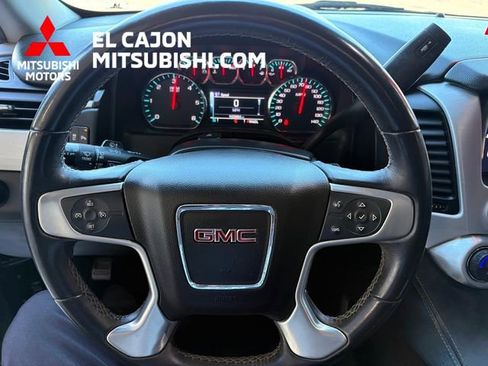 Used 2017 GMC Yukon SLE w/ SLE Value Package image 10