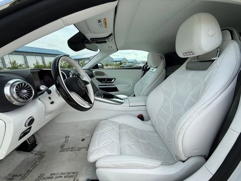Used 2026 Mercedes-Benz Maybach SL 680 image 13