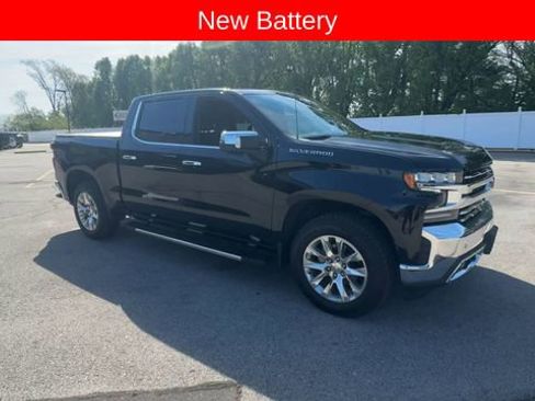 Used 2022 Chevrolet Silverado 1500 LTZ AWD/4WD image 2