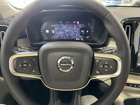 Used 2026 Volvo XC40 B5 Ultra w/ Protection Package Premier image 22