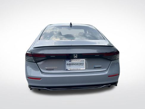 Used 2025 Honda Accord Sport image 4