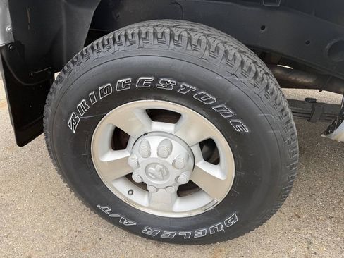 Used 2003 Dodge Ram 2500 Truck ST AWD/4WD image 8