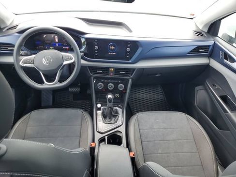 Certified 2023 Volkswagen Taos SE w/ Panoramic Sunroof Package FWD image 21