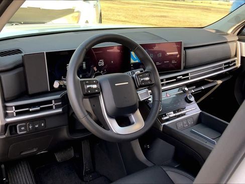 Used 2025 Hyundai Santa Fe SEL image 18