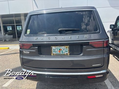 Used 2022 Jeep Wagoneer Series II w/ Premium Group I RWD image 5