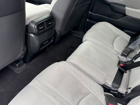 Certified 2023 Honda Pilot LX image 27