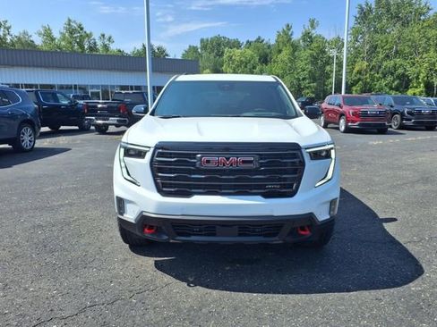 New 2025 GMC Acadia AT4 w/ Super Cruise Package image 8