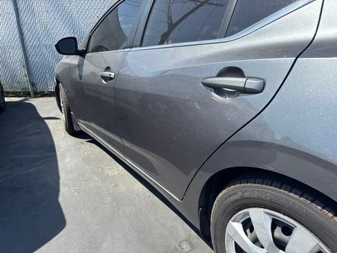 Used 2021 Nissan Sentra S FWD image 3