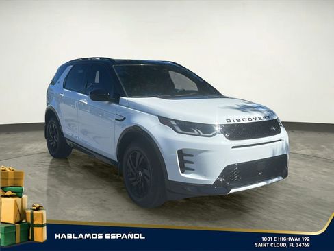 Used 2024 Land Rover Discovery Sport Dynamic SE image 7