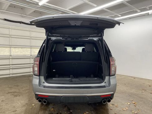 Used 2024 Chevrolet Tahoe High Country w/ Premium Package image 28