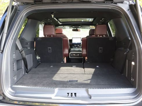 Used 2024 Ford Expedition Limited image 52