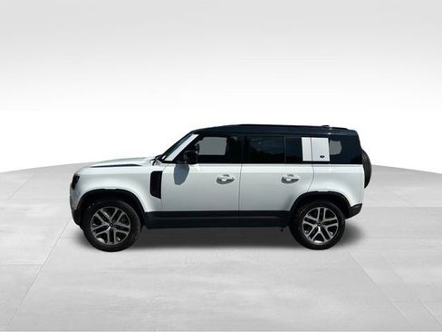 Used 2020 Land Rover Defender 110 SE image 2