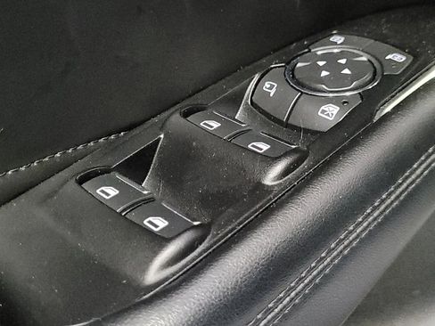 Used 2019 Lincoln MKC Reserve FWD image 27