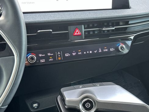Certified 2023 Kia EV6 Light image 21