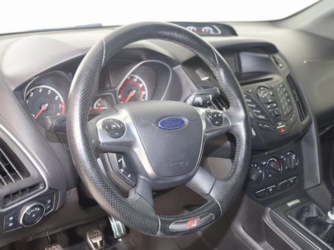 Used 2014 Ford Focus ST image 6