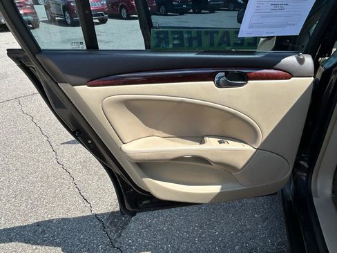 Used 2008 Buick Lucerne CXS FWD image 13