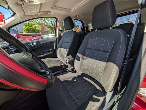 Used 2019 Ford EcoSport SE FWD image 16