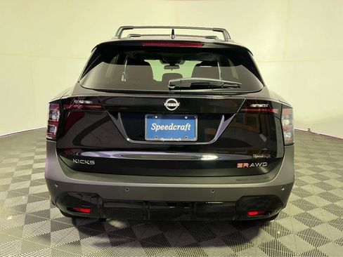 Used 2026 Nissan Kicks SR w/ SR Premium Package image 6