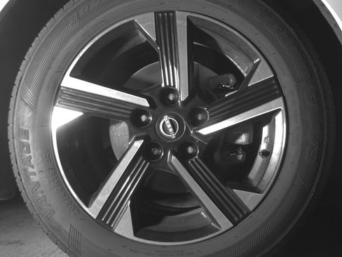 Used 2024 Nissan Sentra SV image 13