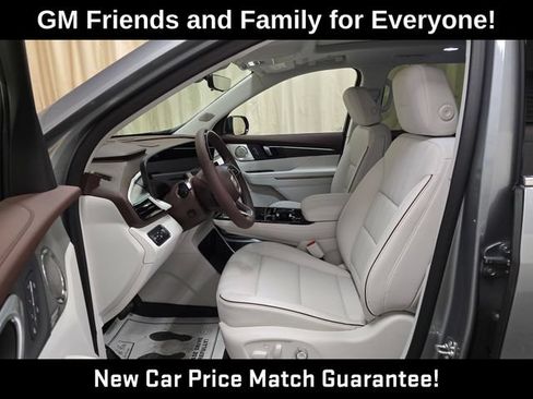 New 2026 Buick Enclave Avenir w/ Super Cruise Package AWD/4WD image 16