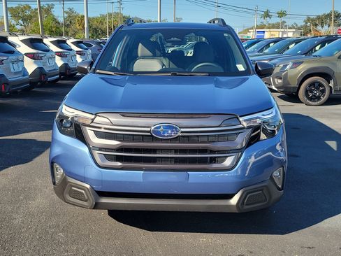 Certified 2025 Subaru Forester Premium image 8