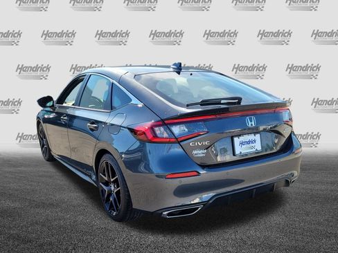 Used 2024 Honda Civic Sport Touring image 5