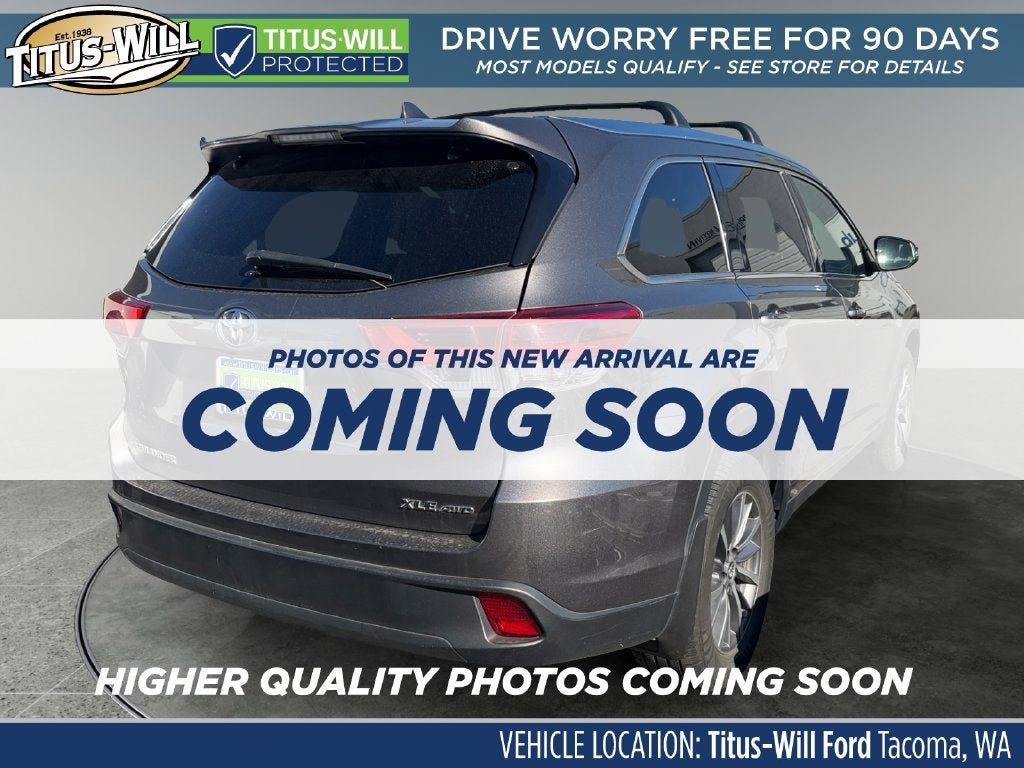 Used 2019 Toyota Highlander XLE AWD/4WD image 4